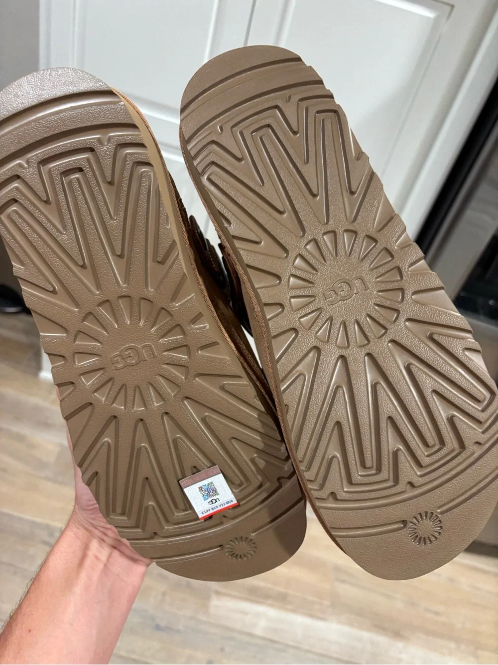 UGG Goldencoast Clog II ‘Chestnut’ Men’s Size 13 Clogs / Mules | 1166915-CHE